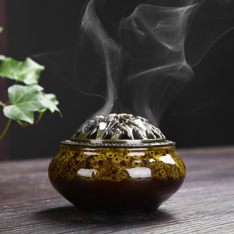 Nimara Ritual Flower Pattern Ceramic Blessing Meditation Incense Burner Decoration