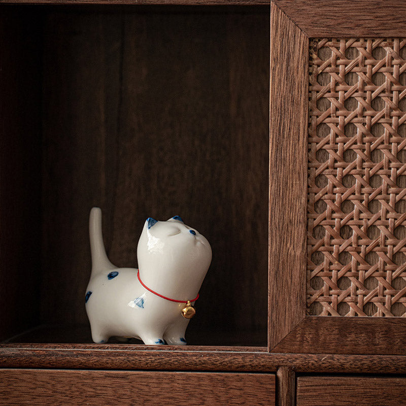 Nimara Ritual Mini Lucky White Cat Kitten Tea Pet Ceramic Home Desk Figurine Decoration