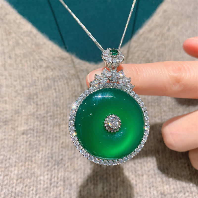 Nimara Ritual Green Chalcedony Round Peace Buckle Strength Necklace Pendant