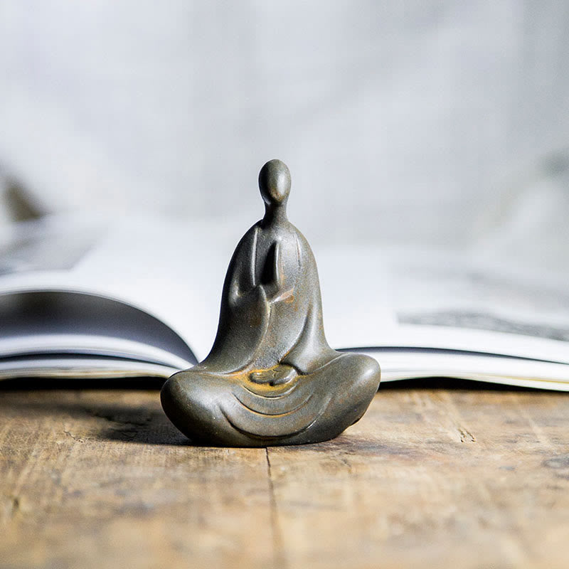 Nimara Ritual Tibetan Buddha Iron Powder Rust Cast Resin Statue Desk Decoration