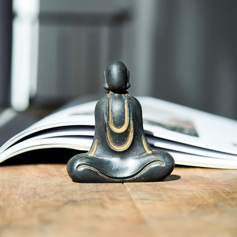 Nimara Ritual Tibetan Buddha Iron Powder Rust Cast Resin Statue Desk Decoration