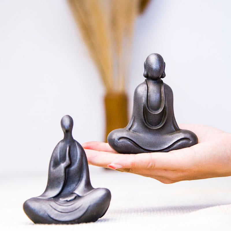 Nimara Ritual Tibetan Buddha Iron Powder Rust Cast Resin Statue Desk Decoration