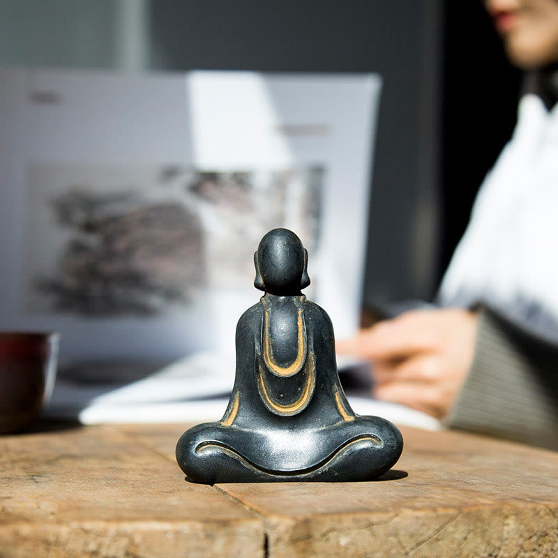 Nimara Ritual Tibetan Buddha Iron Powder Rust Cast Resin Statue Desk Decoration