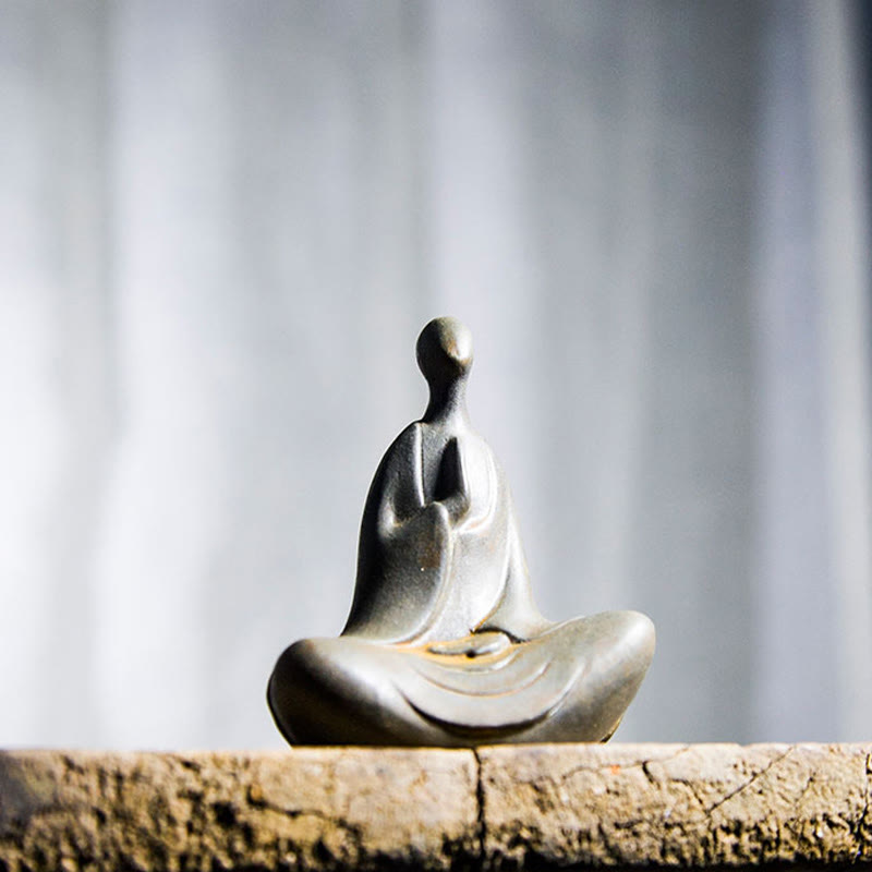 Nimara Ritual Tibetan Buddha Iron Powder Rust Cast Resin Statue Desk Decoration