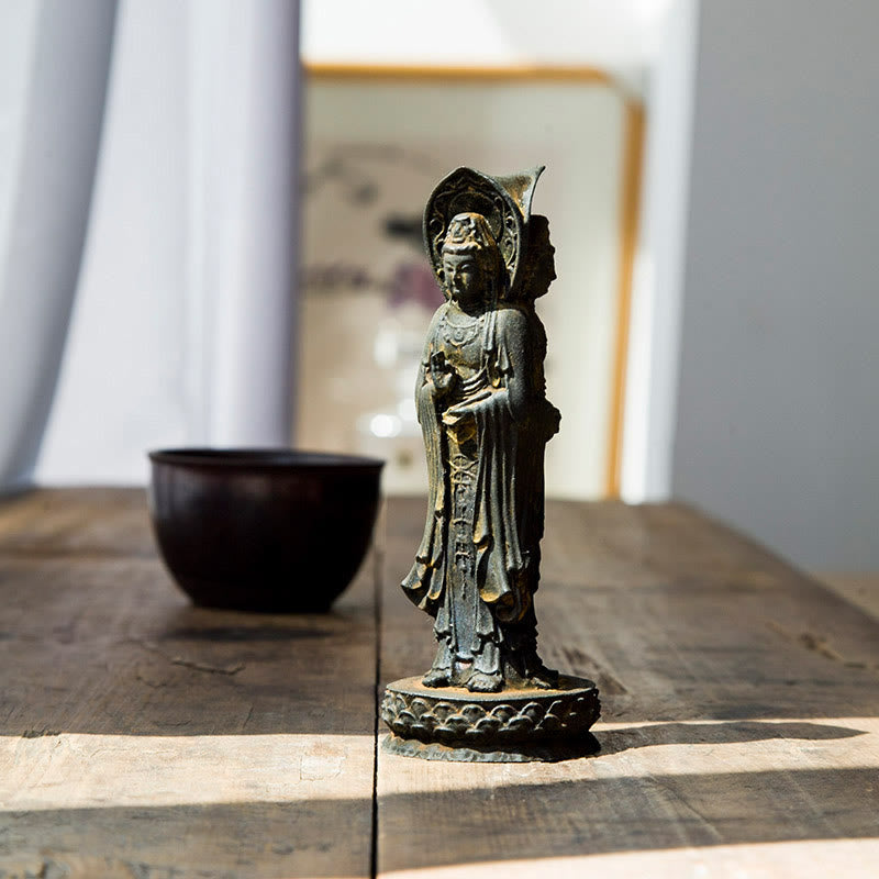 Nimara Ritual Three-sided Kwan Yin Avalokitesvara Iron Powder Rust Cast Resin Statue Wealth Desk Decoration