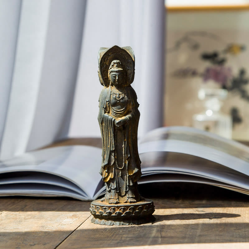 Nimara Ritual Three-sided Kwan Yin Avalokitesvara Iron Powder Rust Cast Resin Statue Wealth Desk Decoration