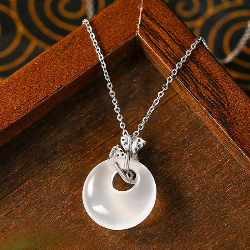 Nimara Ritual Natural Chalcedony Ginkgo Leaf Peace Buckle Harmony Necklace Pendant