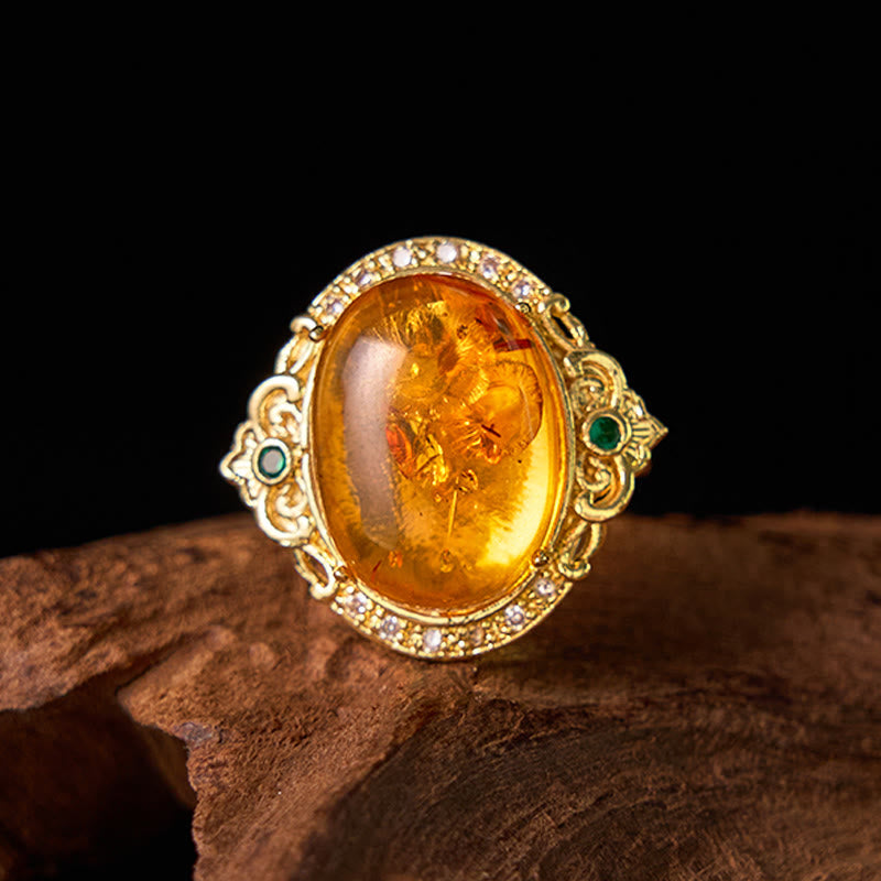 Nimara Ritual Amber Flower Pigeon Egg Pattern Focus Ring