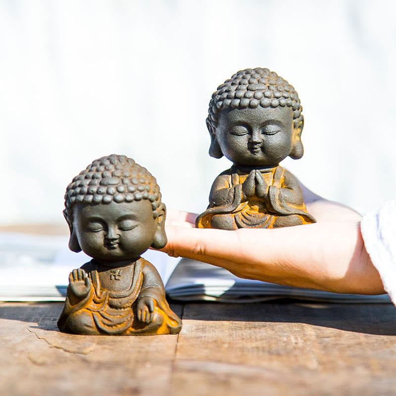 Nimara Ritual Small Meditating Buddha Iron Powder Rust Cast Resin Statue Home Decoration
