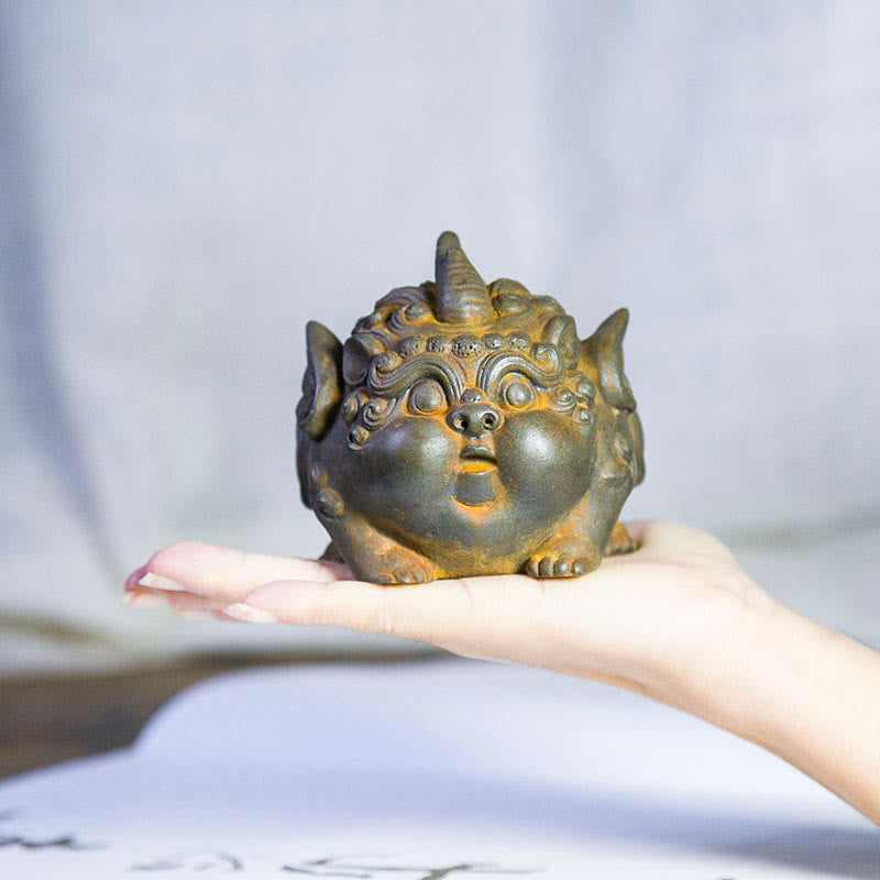 Nimara Ritual Handmade Wealth PiXiu Iron Powder Rust Cast Resin Statue Home Decoration