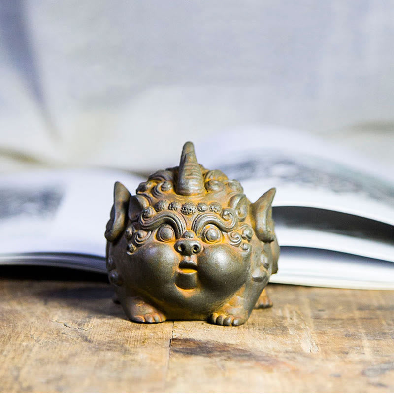 Nimara Ritual Handmade Wealth PiXiu Iron Powder Rust Cast Resin Statue Home Decoration