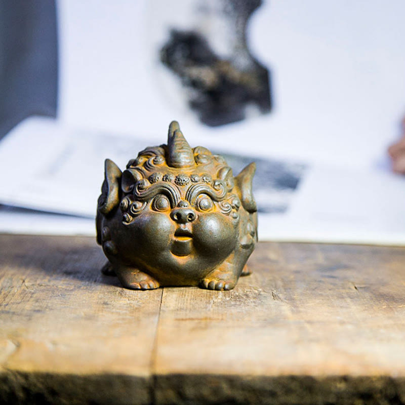 Nimara Ritual Handmade Wealth PiXiu Iron Powder Rust Cast Resin Statue Home Decoration