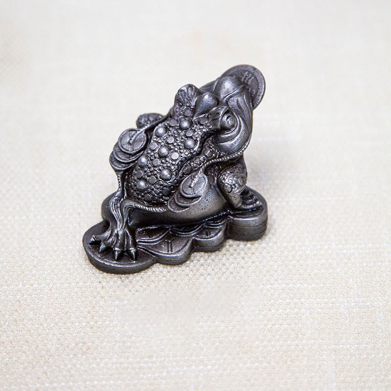 Nimara Ritual Handmade Feng Shui Frog Toad Copper Coins Iron Powder Rust Cast Resin Statue Home Decoration
