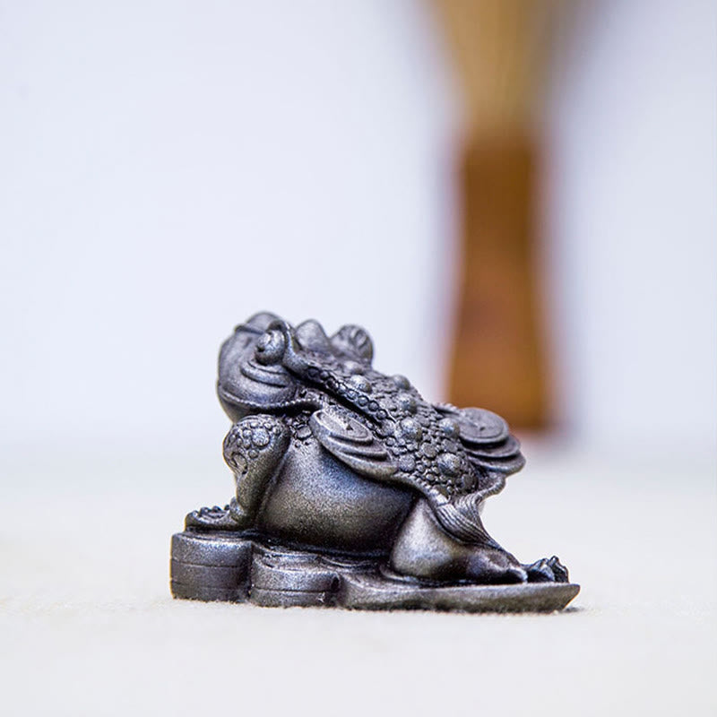 Nimara Ritual Handmade Feng Shui Frog Toad Copper Coins Iron Powder Rust Cast Resin Statue Home Decoration