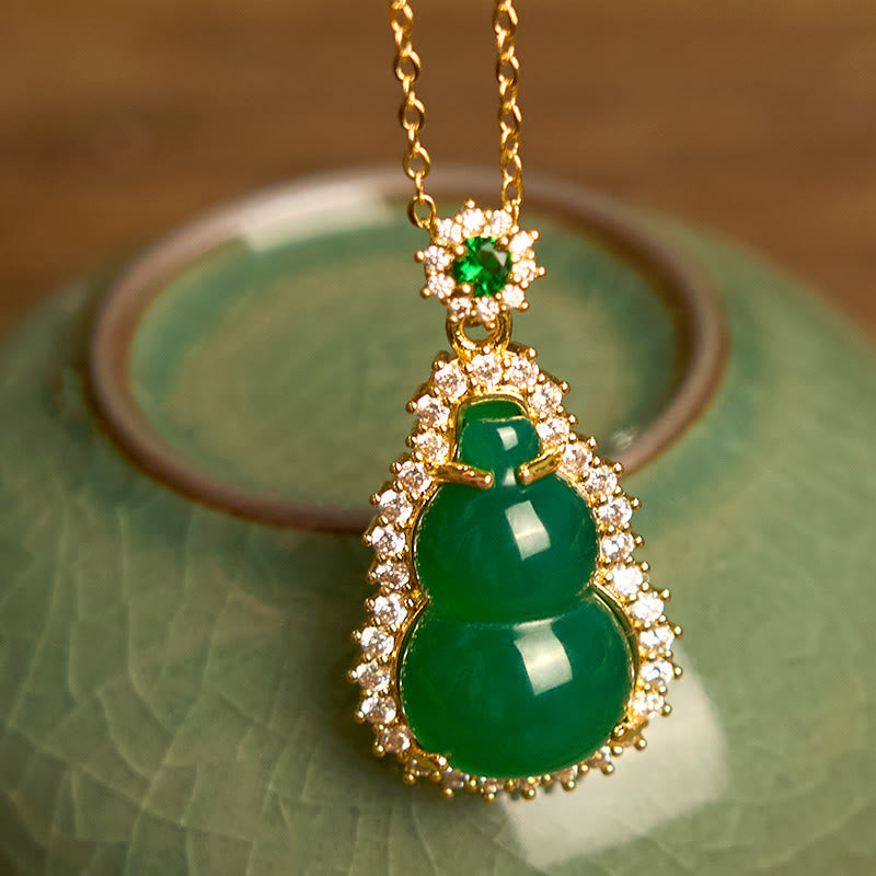 Nimara Ritual Green Chalcedony Gourd Pendant