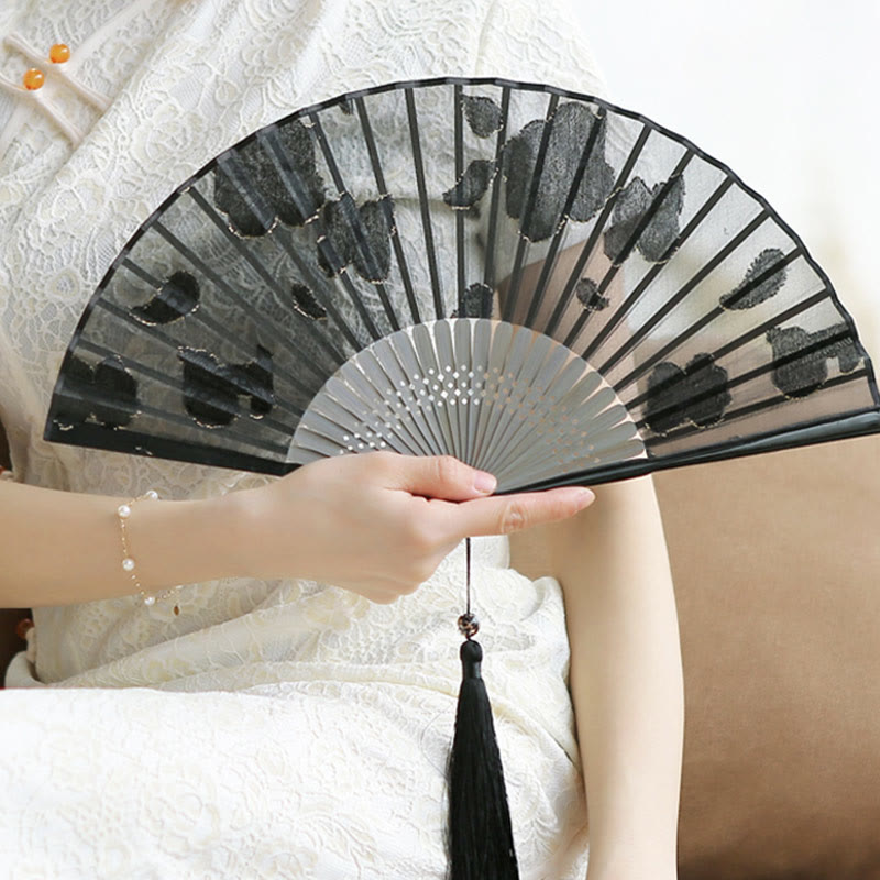 Nimara Ritual Retro Leaves Flower Silk Handheld Bamboo Folding Fan