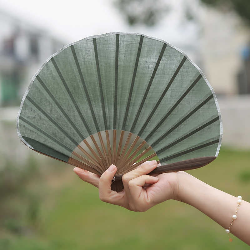 Nimara Ritual Retro Solid Color Shell Shape Handheld Bamboo Folding Fan