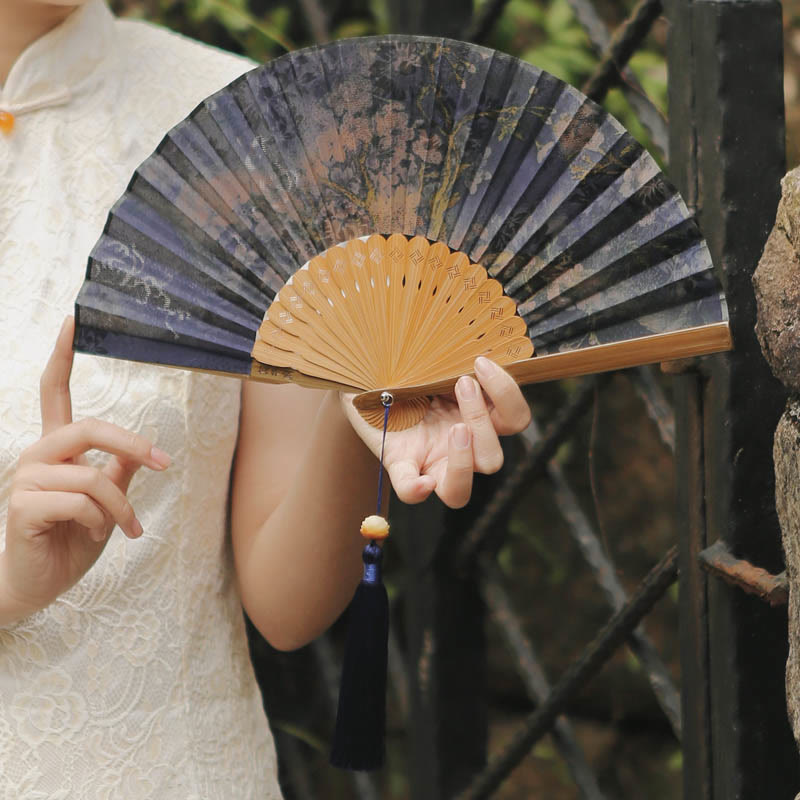 Nimara Ritual Flower Persimmon Bamboo Leaves Xiangyunsha Silk Handheld Bamboo Folding Fan