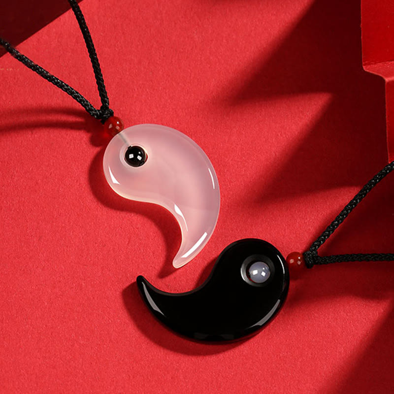 Nimara Ritual Black Onyx White Agate Yin Yang Tai Chi Diagram Fortune Couple Necklace Pendant