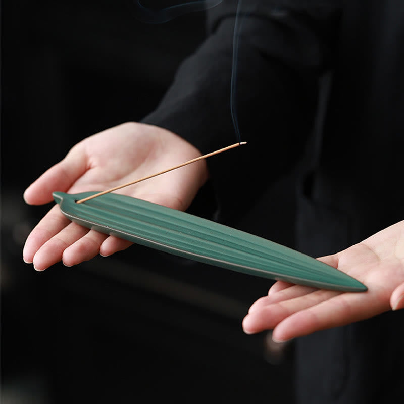 Nimara Ritual Green Bamboo Leaf Healing Ceramic Incense Burner Decoration