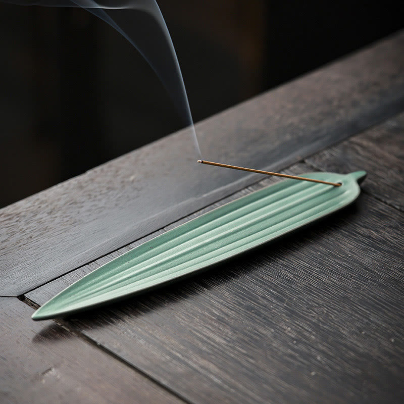 Nimara Ritual Green Bamboo Leaf Healing Ceramic Incense Burner Decoration