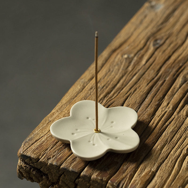 Nimara Ritual Lotus Cherry Blossom Plum Blossom Chrysanthemum Healing Ceramic Incense Burner Decoration