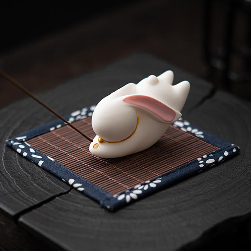 Nimara Ritual Flying Rabbit Bamboo Mat Healing Ceramic Incense Burner Desk Decoration