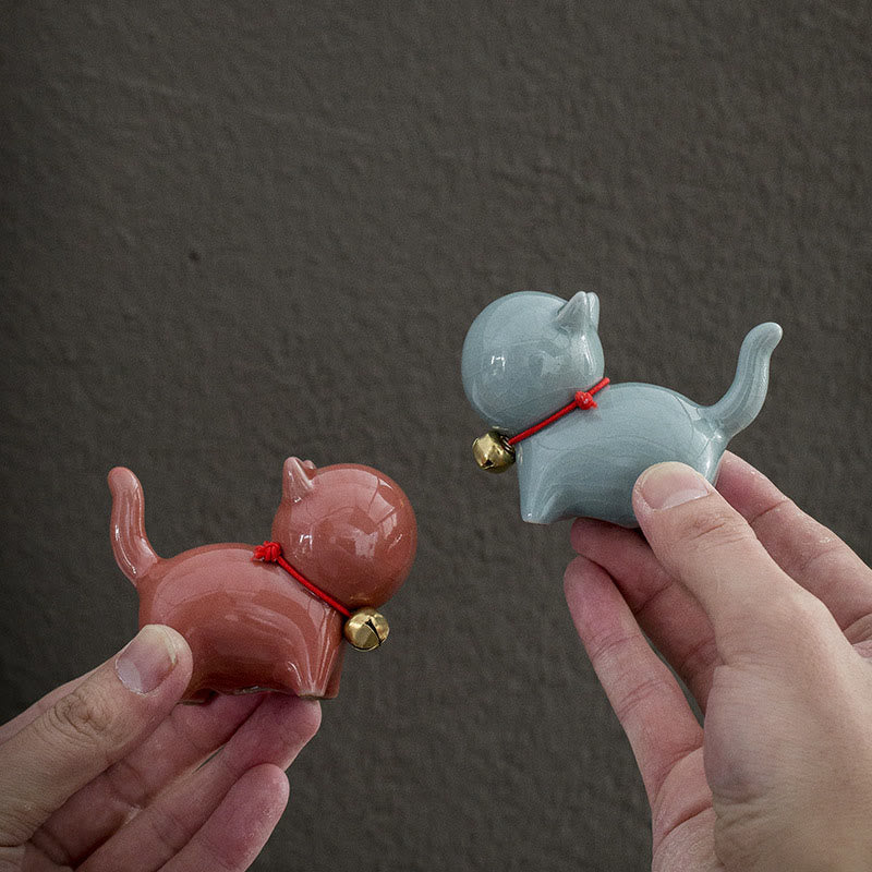 Nimara Ritual Mini Cute Lucky Bell Cat Tea Pet Ceramic Home Desk Figurine Decoration
