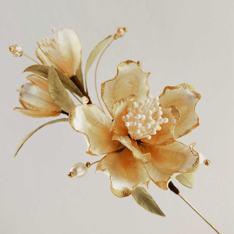 Nimara Ritual Handmade Velvet Flower Mulberry Silk White Camellia Brooch