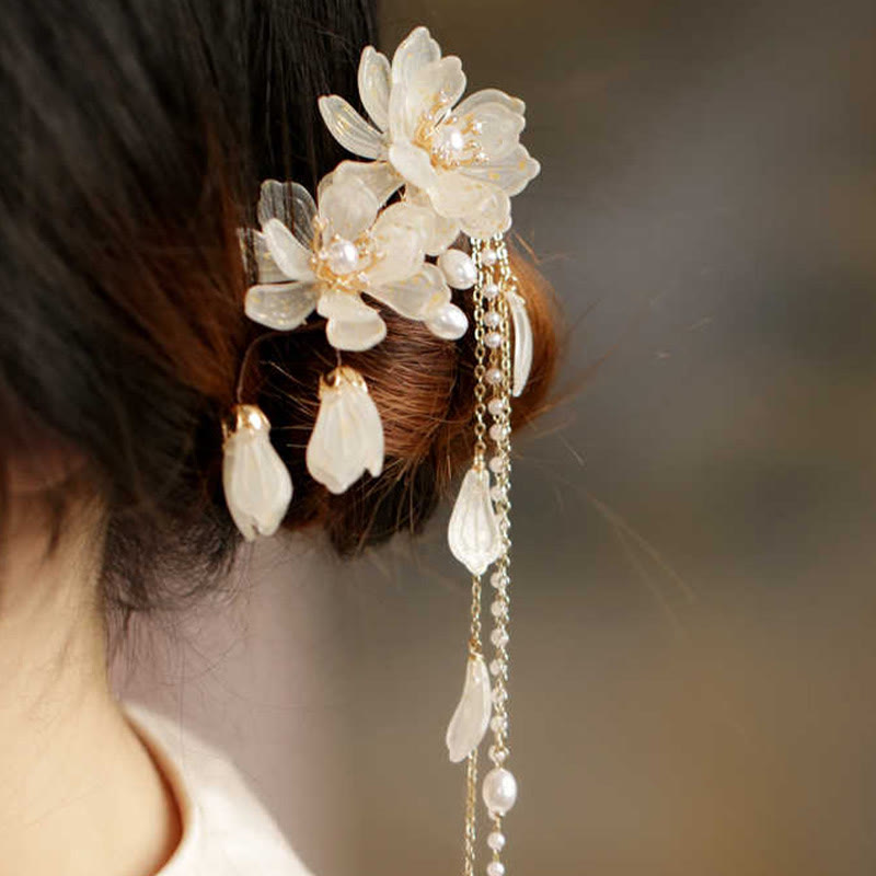 Nimara Ritual Classical Magnolia Tassel Side Hair Clip