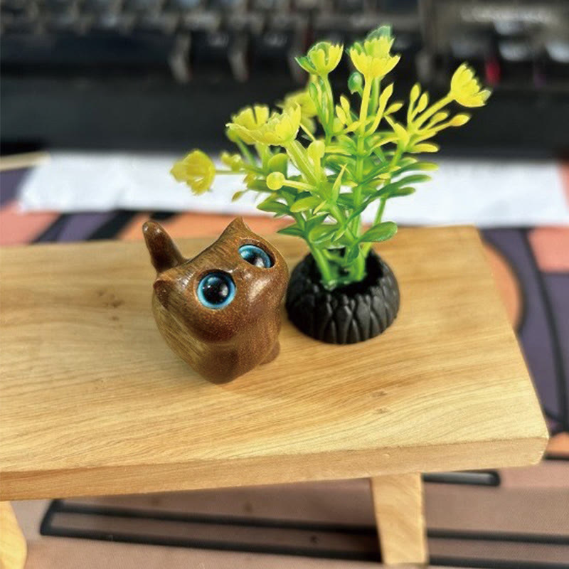 Nimara Ritual Green Sandalwood Ebony Wood Sandalwood Small Leaf Red Sandalwood Mini Lucky Cat Peace Decoration
