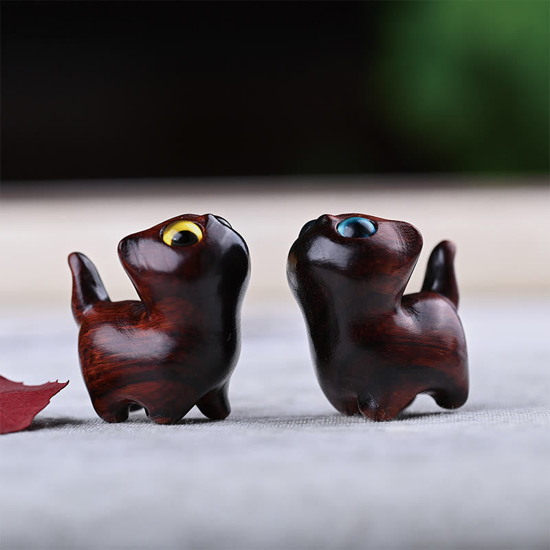 Nimara Ritual Green Sandalwood Ebony Wood Sandalwood Small Leaf Red Sandalwood Mini Lucky Cat Peace Decoration