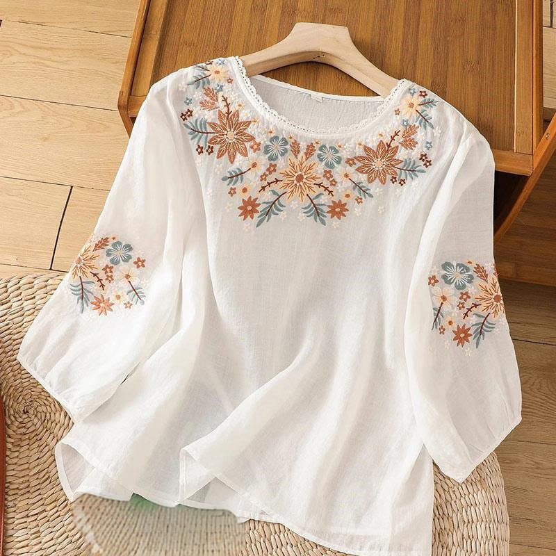 Nimara Ritual Casual Flower Leaf Embroidery Women's Crew Neck Design Three Quarter Sleeve T-shirt