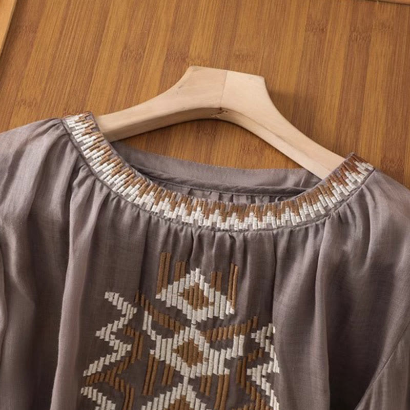 Nimara Ritual Casual Symmetrical Embroidery Women's Crew Neck Design Half Sleeve Spandex T-shirt