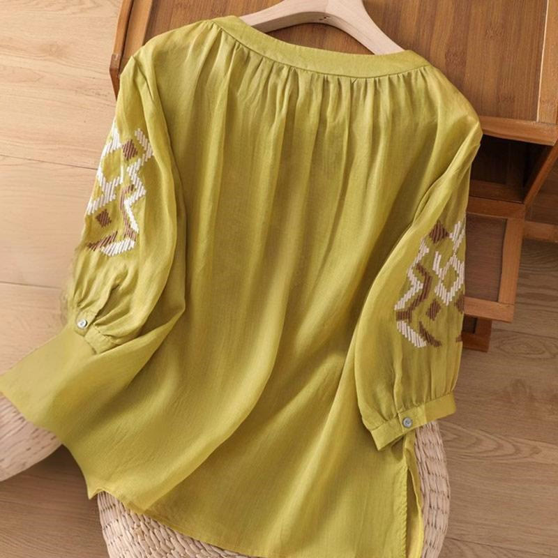 Nimara Ritual Casual Symmetrical Embroidery Women's Crew Neck Design Half Sleeve Spandex T-shirt