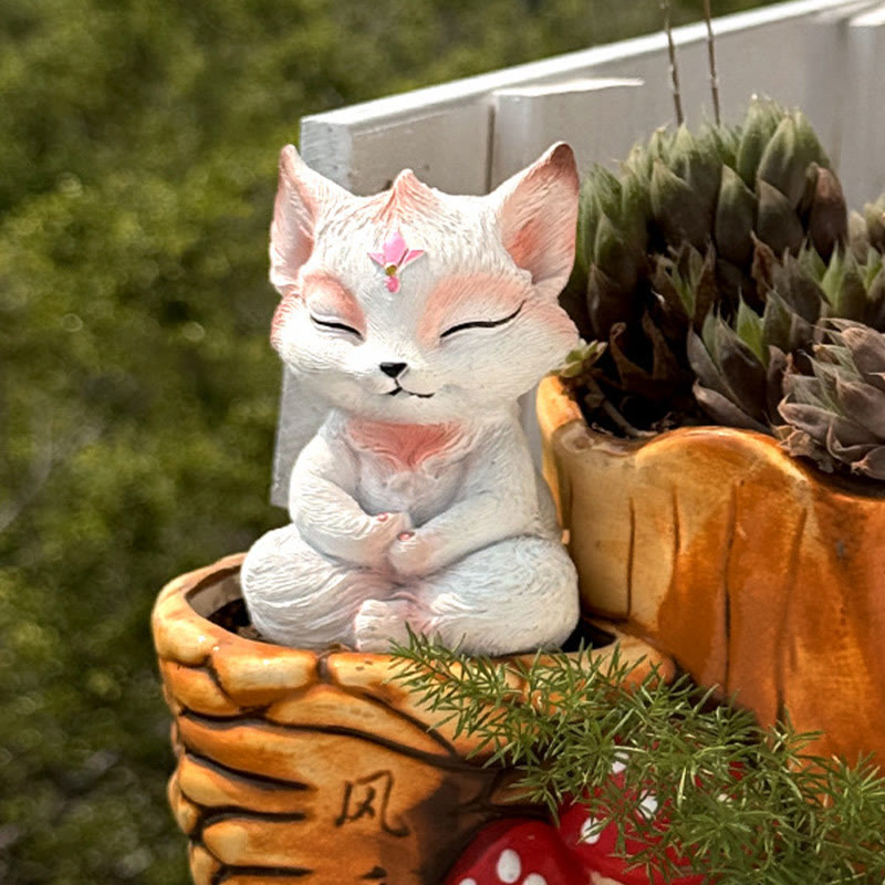 Nimara Ritual Small Nine Tailed Fox Sitting Protection Resin Home Decoration