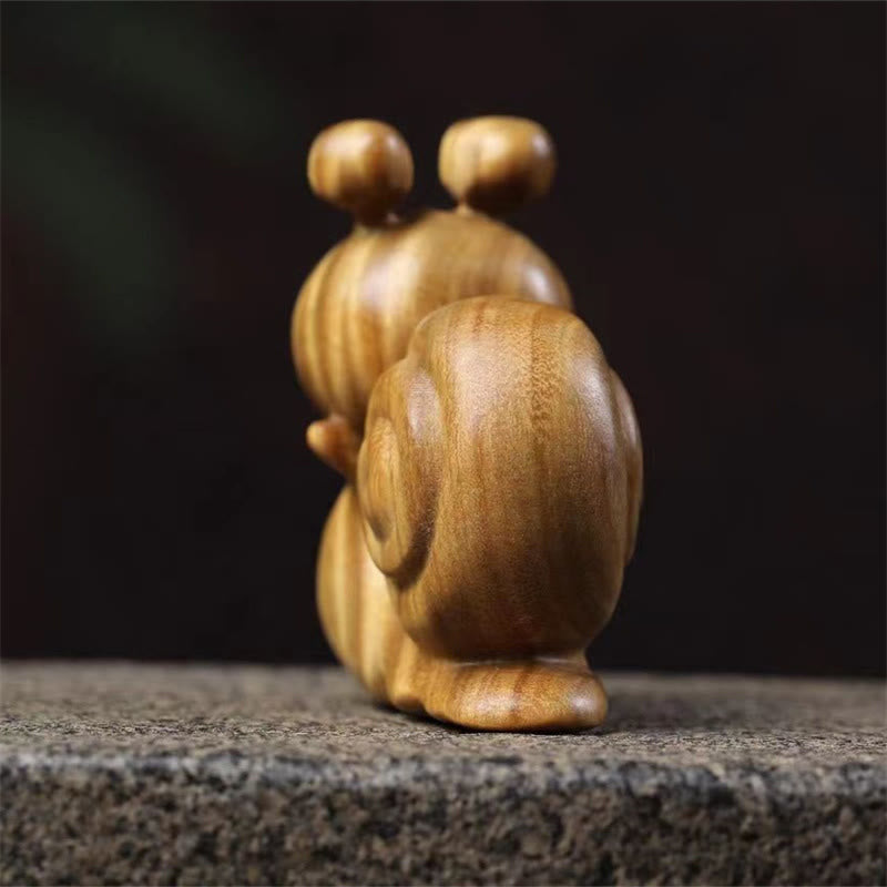 Nimara Ritual Mini Green Sandalwood Snail Carved Cure Desk Decoration