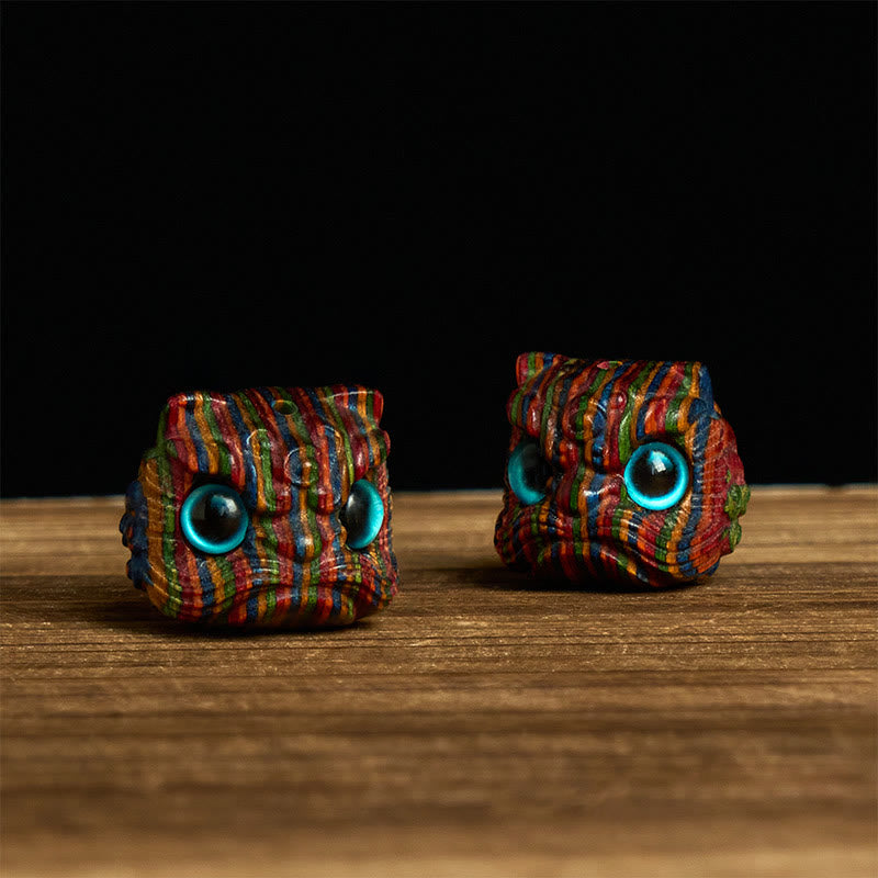 Nimara Ritual 2Pcs Mini Rainbow Eucalyptus Dancing Lion Carved Balance Decoration