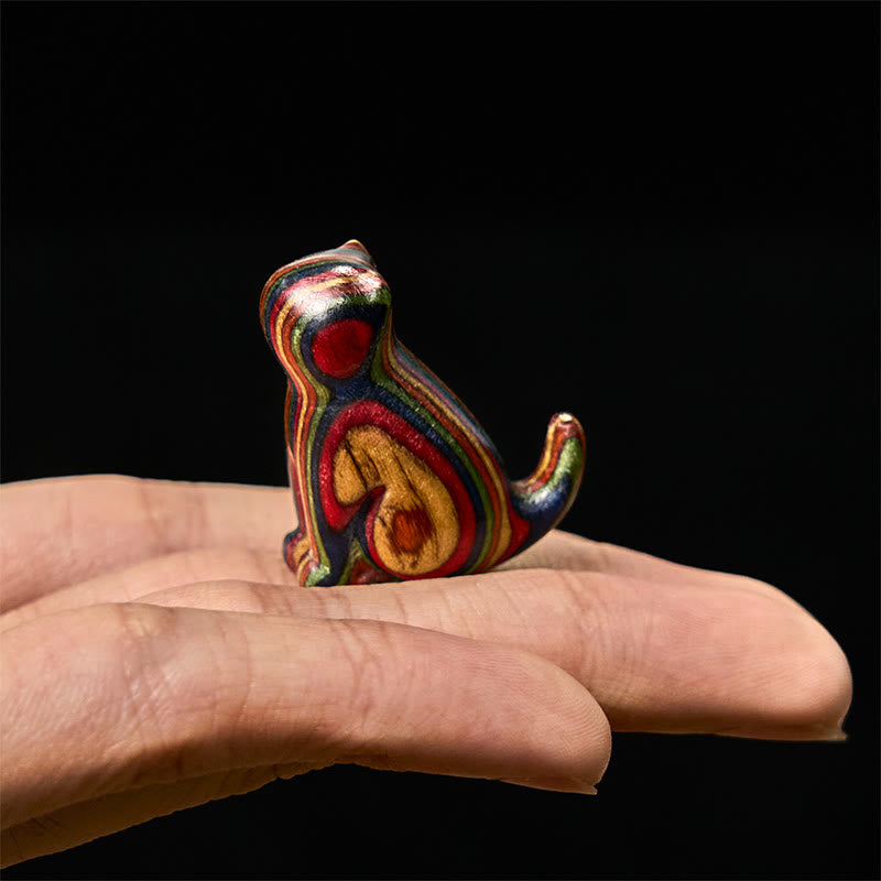 Nimara Ritual 2Pcs Mini Rainbow Eucalyptus Sitting Cat Carved Reduce Stress Decoration