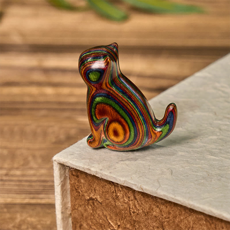 Nimara Ritual 2Pcs Mini Rainbow Eucalyptus Sitting Cat Carved Reduce Stress Decoration