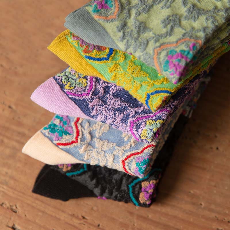 Nimara Ritual Retro Embossed Floral Pattern Micro Crew Women Cotton Socks