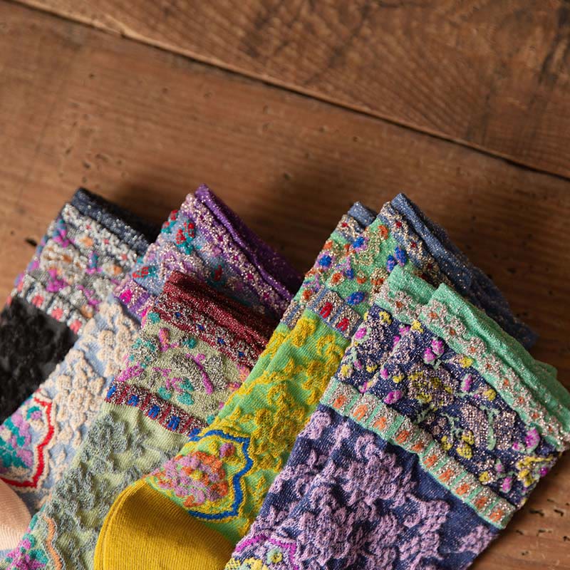 Nimara Ritual Retro Embossed Floral Pattern Micro Crew Women Cotton Socks