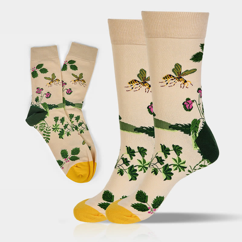 Nimara Ritual Bee Frog Leaves Pattern Men Women Unisex Cotton Crew Socks