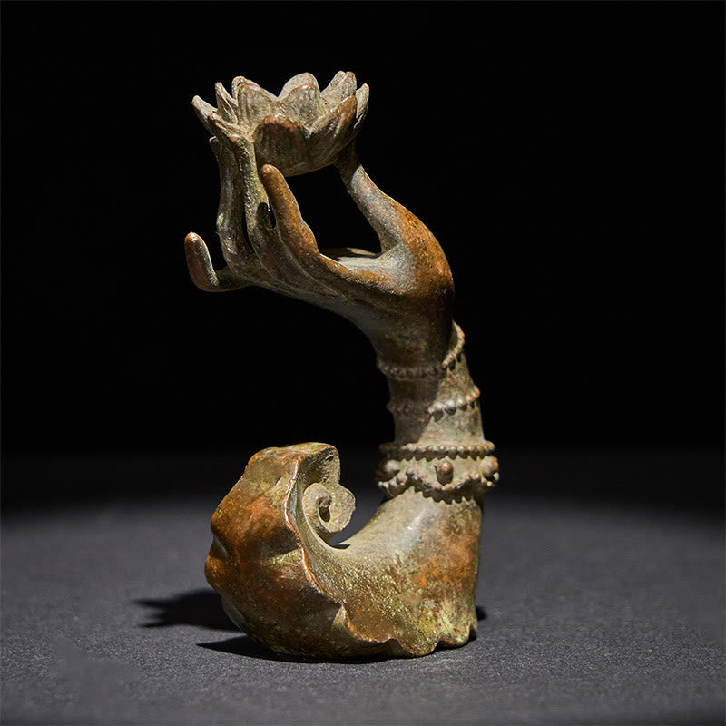 Nimara Ritual Classic Buddha's Hand Lotus Alloy Home Decoration 4.7*2.9*8.4 cm