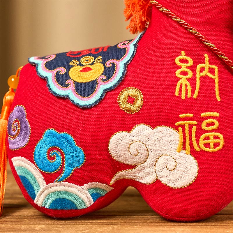 Nimara Ritual Year of the Horse Copper Red String Fu Character Embroidery Prosperity Home Decoration