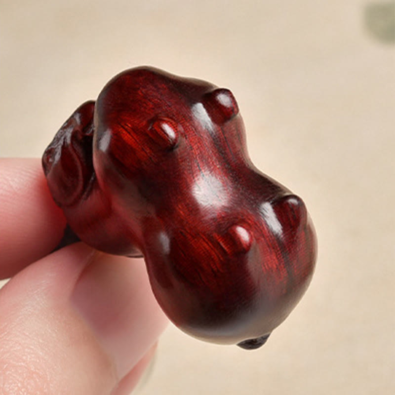 Nimara Ritual Year Of The Horse Small Leaf Red Sandalwood Balance Key Chain