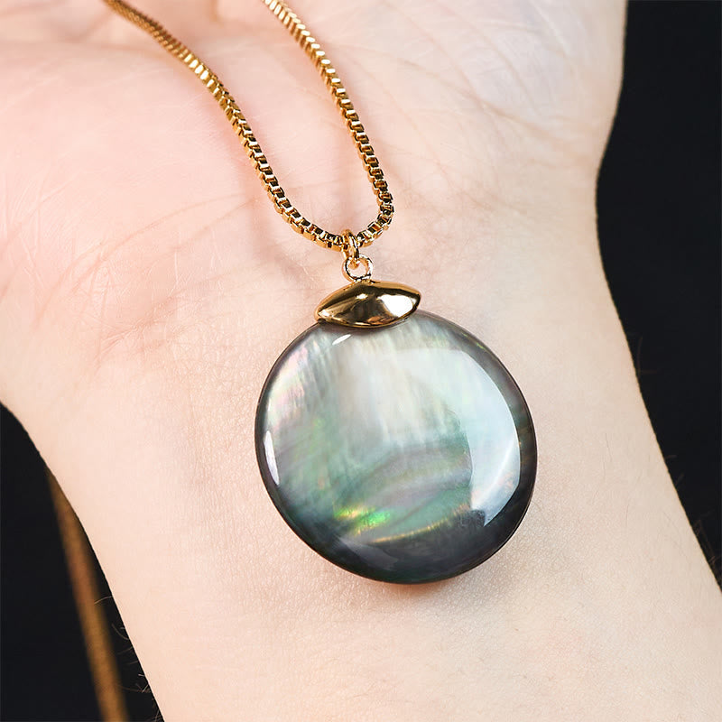 Nimara Ritual Round Tridacna Stone Calm Necklace Pendant