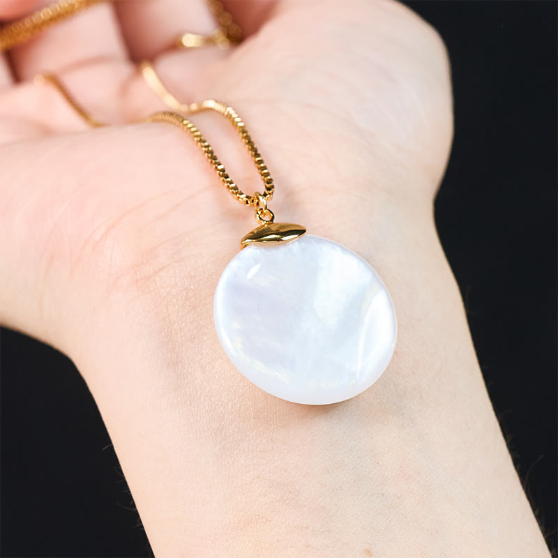 Nimara Ritual Round Tridacna Stone Calm Necklace Pendant