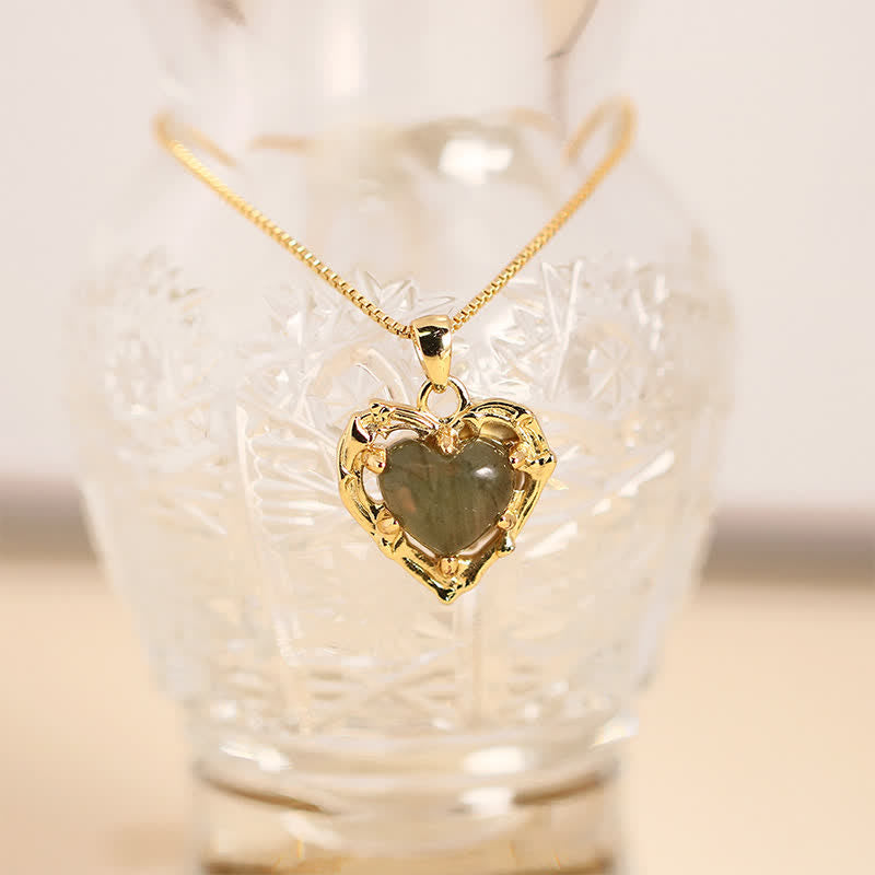 Nimara Ritual Natural Amethyst Crystal Inlay Heart Shape Balance Necklace