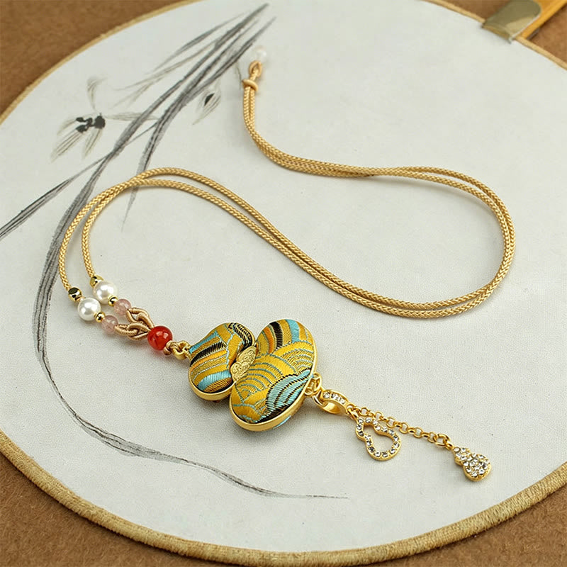 Nimara Ritual Song Brocade Gourd Elegant Necklace